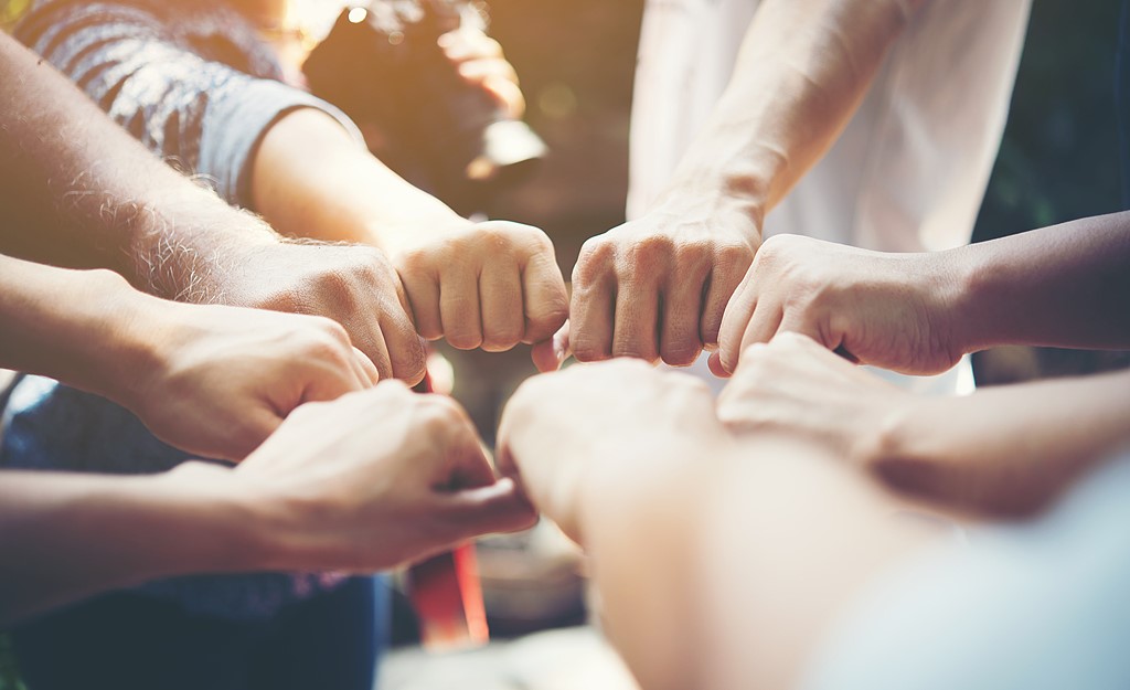 2024年纳贝铝业年终四川之旅团队合影